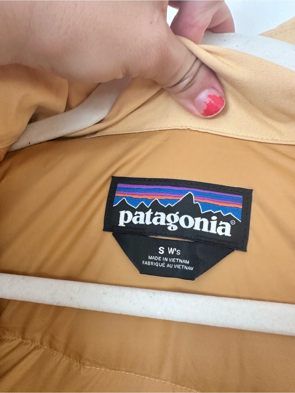 NWOT Patagonia Women’s Cotton Down Parka Beeswax Yellow Size S - Picture 5 of 6